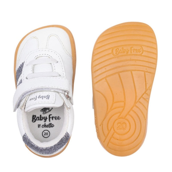 Deportiva Blanca y Plata- CHETTO