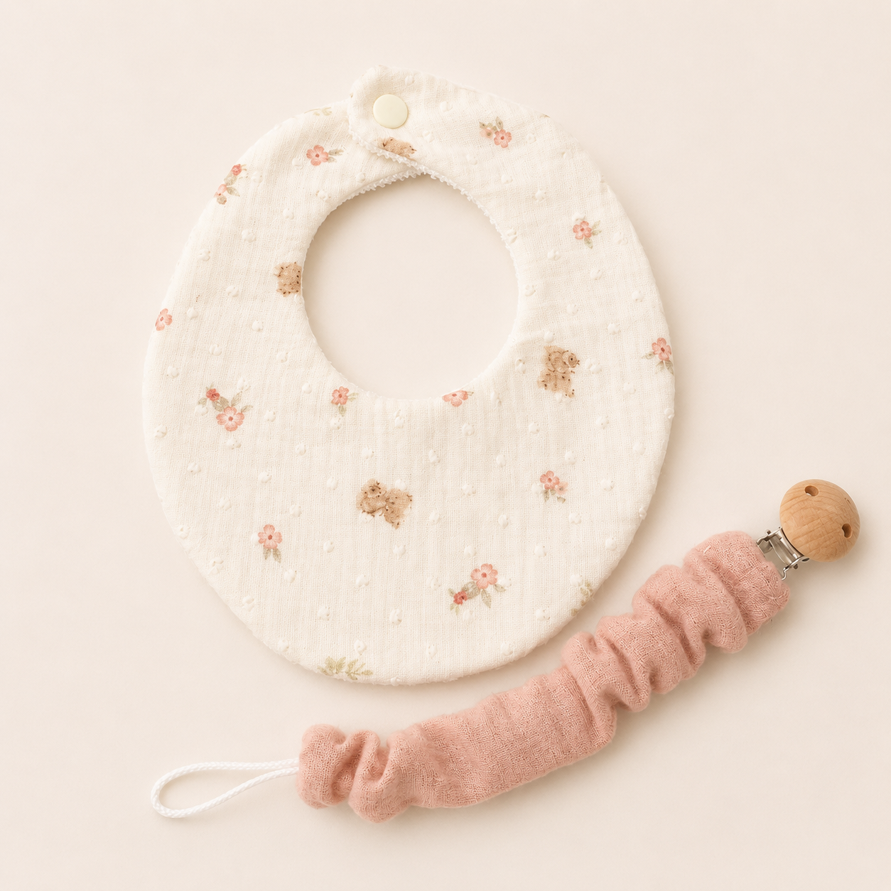 Babero Flores y Perritos-REPUNTS BY RAQUEL