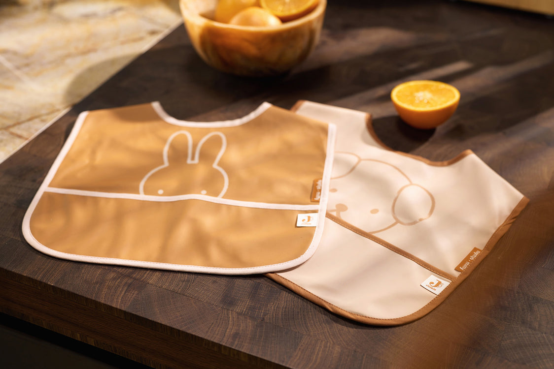 BABERO Waterproof conejito-Perrito Rosa silvestre- JOLLEIN