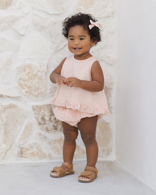 Conjunto top y culetín rosa- QUINCY MAE