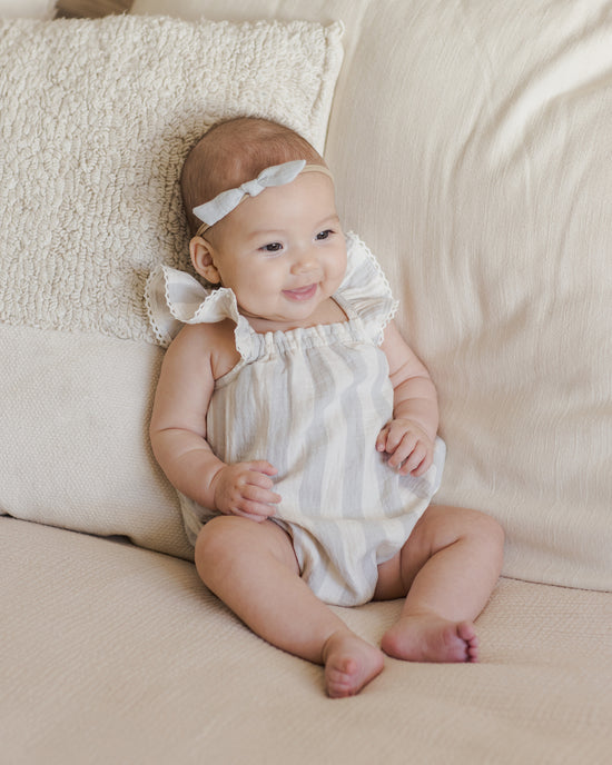 Romper estampado rayas azules- QUINCY MAE