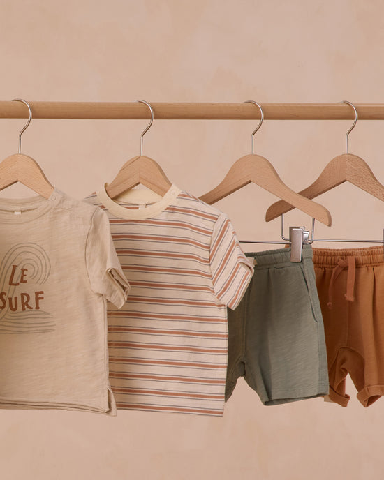Pantalón corto khaki- RYLEE + CRU
