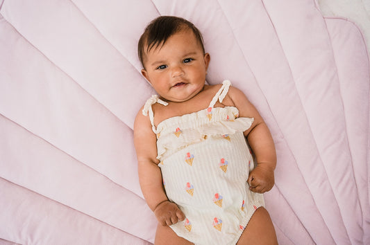 Pelele con volante estampado helados- SPROET & SPROUT