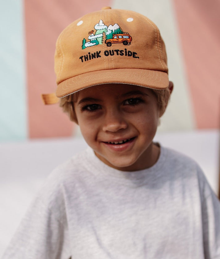 Gorra LINEN OUTSIDE- HELLO HOSSY