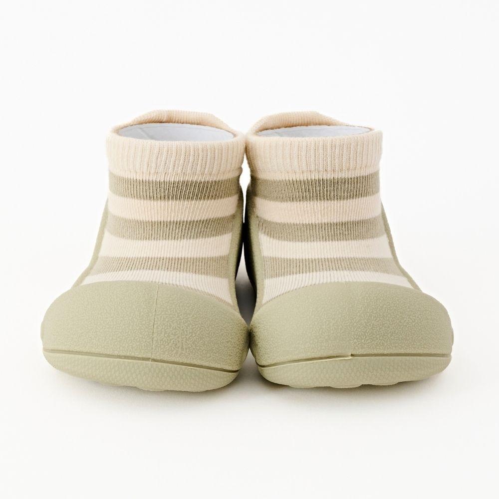 Zapatos primeros pasos STRIPE OLIVE -RAYAS OLIVA - ATTIPAS