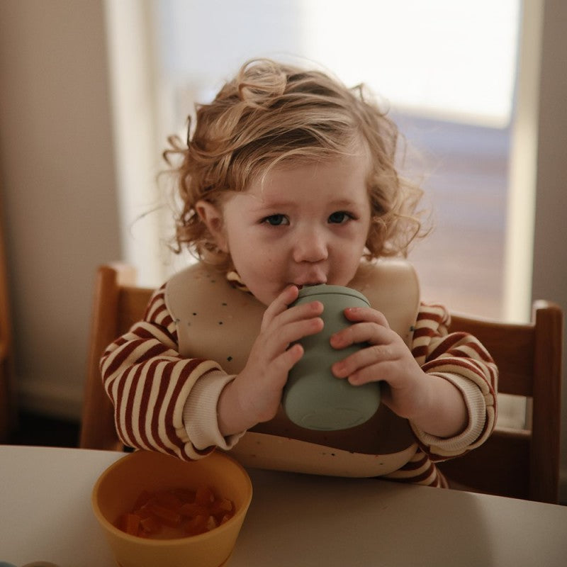 Taza didáctica silicona azul- MUSHIE