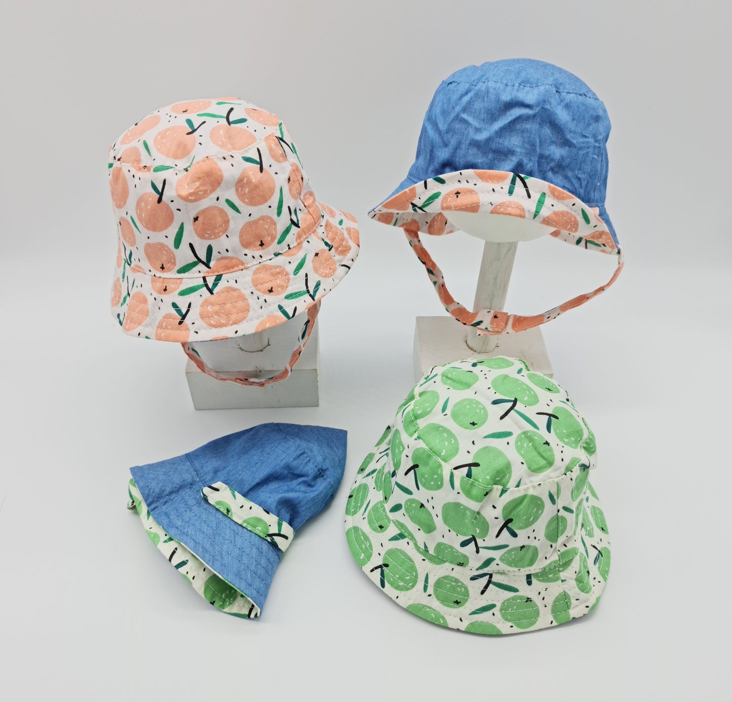 Gorro tenis manzanas reversible tejano BB- MONNUAGE