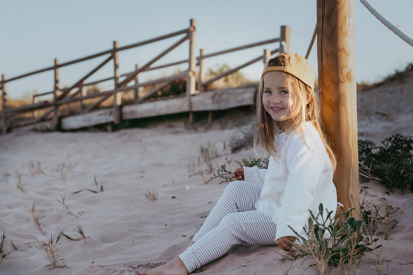 Gorra visera Mostaza KIDS- MONNUAGE
