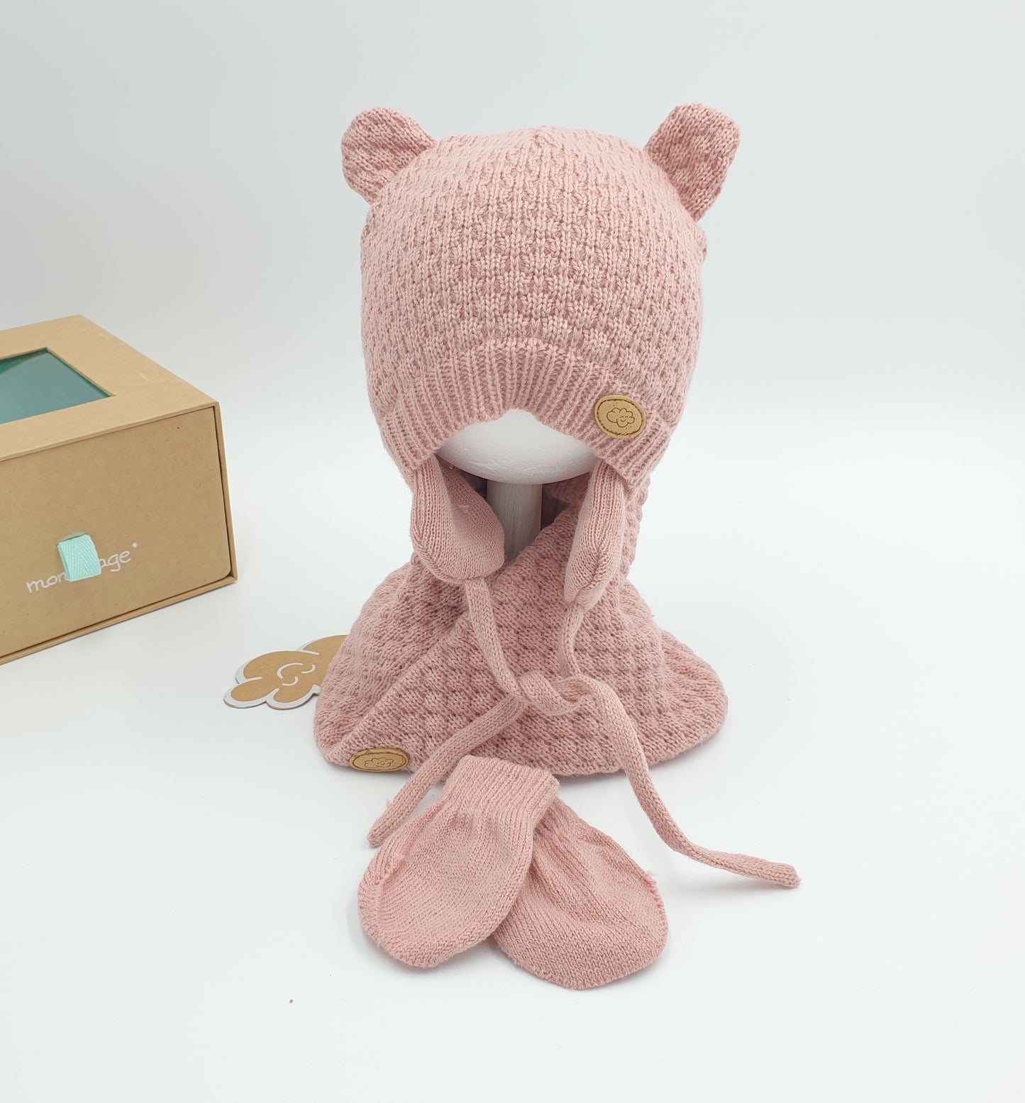 Conjunto de gorro, cuello cruzado y manoplas- Monnuage