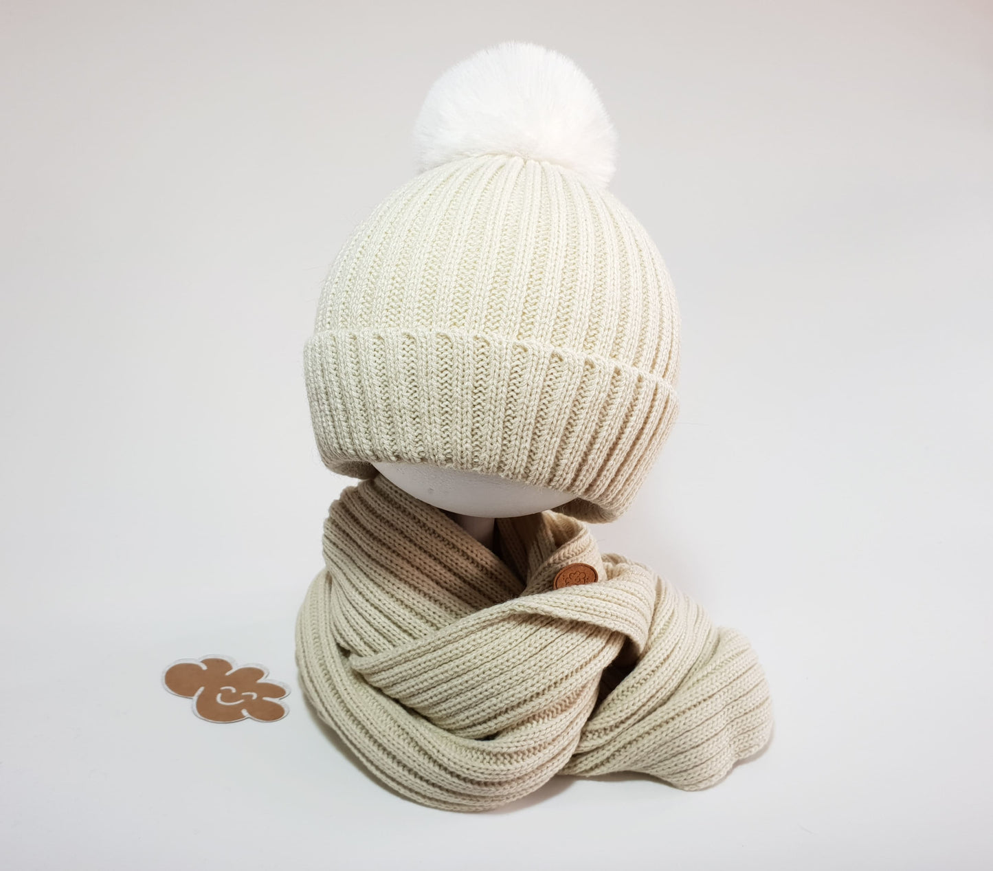 Conjunto de gorro y cuello - Monnuage