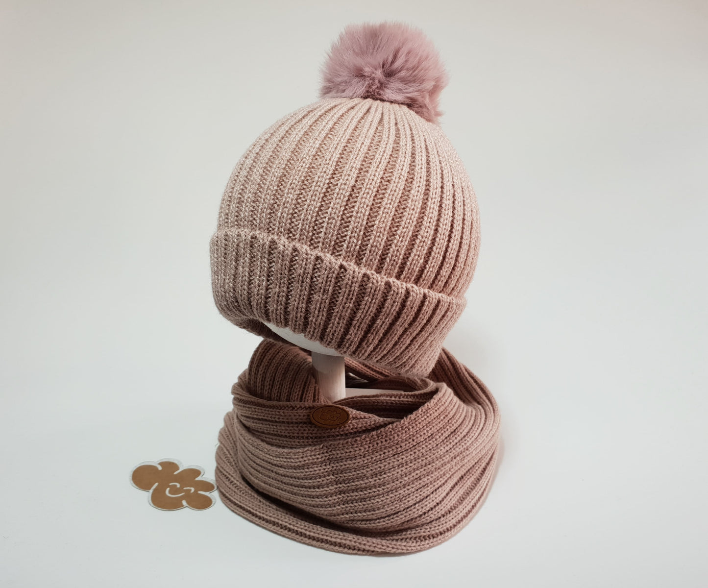 Conjunto de gorro y cuello - Monnuage