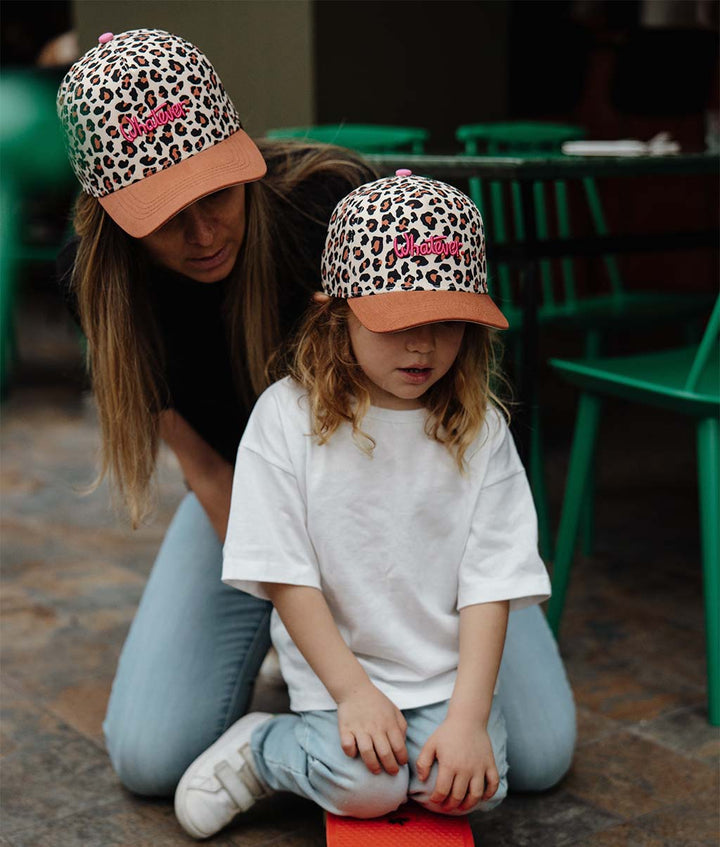 Gorra Leopard Whatever- HELLO HOSSY