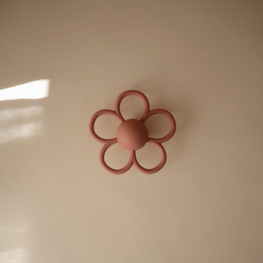 Sonajero mordedor Flor DAISY - MUSHIE