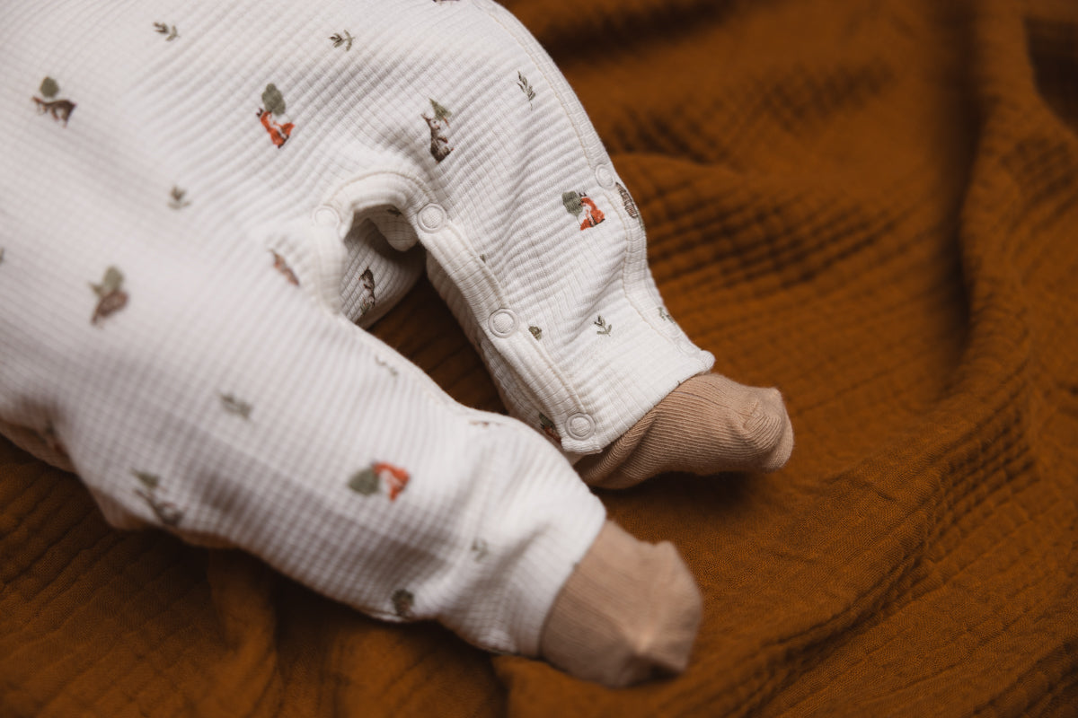 Mono con estructura y estampado del bosque Kai- STYLE LABELS