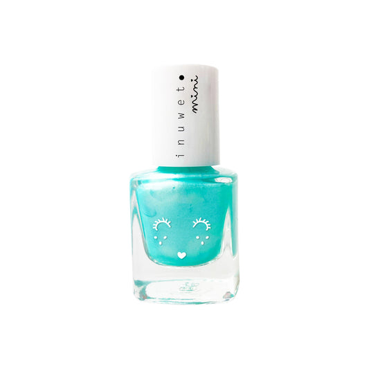 Esmalte de uñas TURQUESA - olor  MANZANA- INUWET