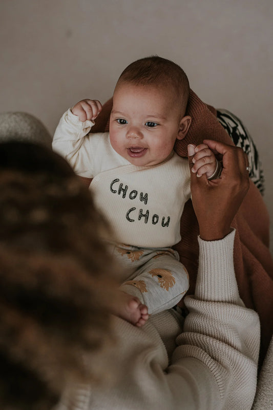 Pantalón de chándal para bebé con estampado de perro- SPROET & SPROUT