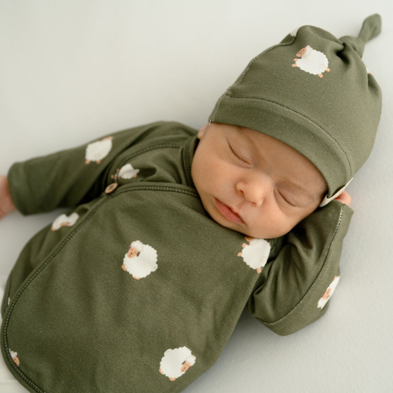 Conjunto primera puesta Ovejas- MORE THAN BABIES