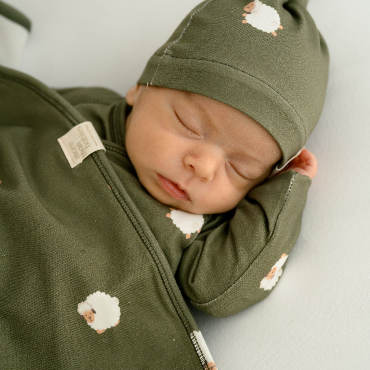 Conjunto primera puesta Ovejas- MORE THAN BABIES