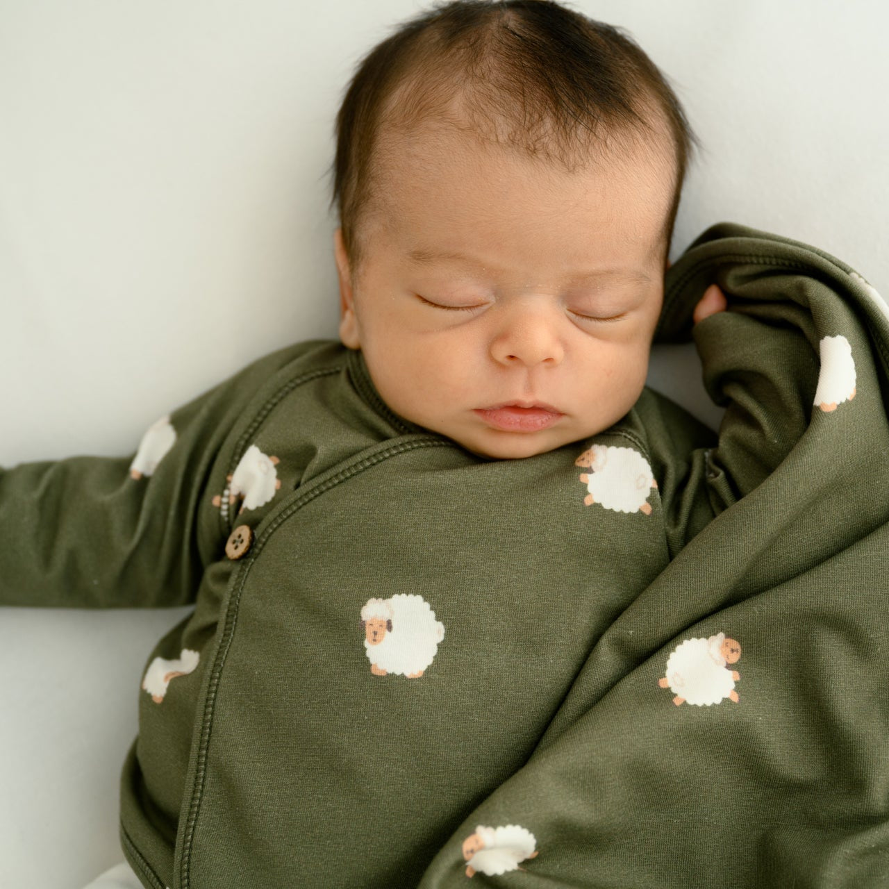 Conjunto primera puesta Ovejas- MORE THAN BABIES