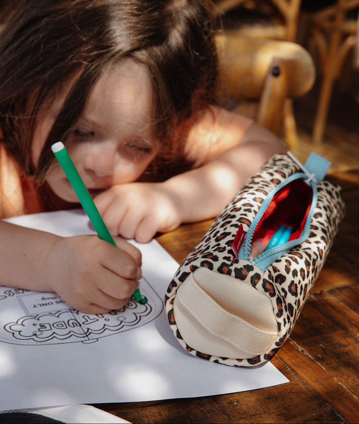 Estuche LEOPARDO- HELLO HOSSY